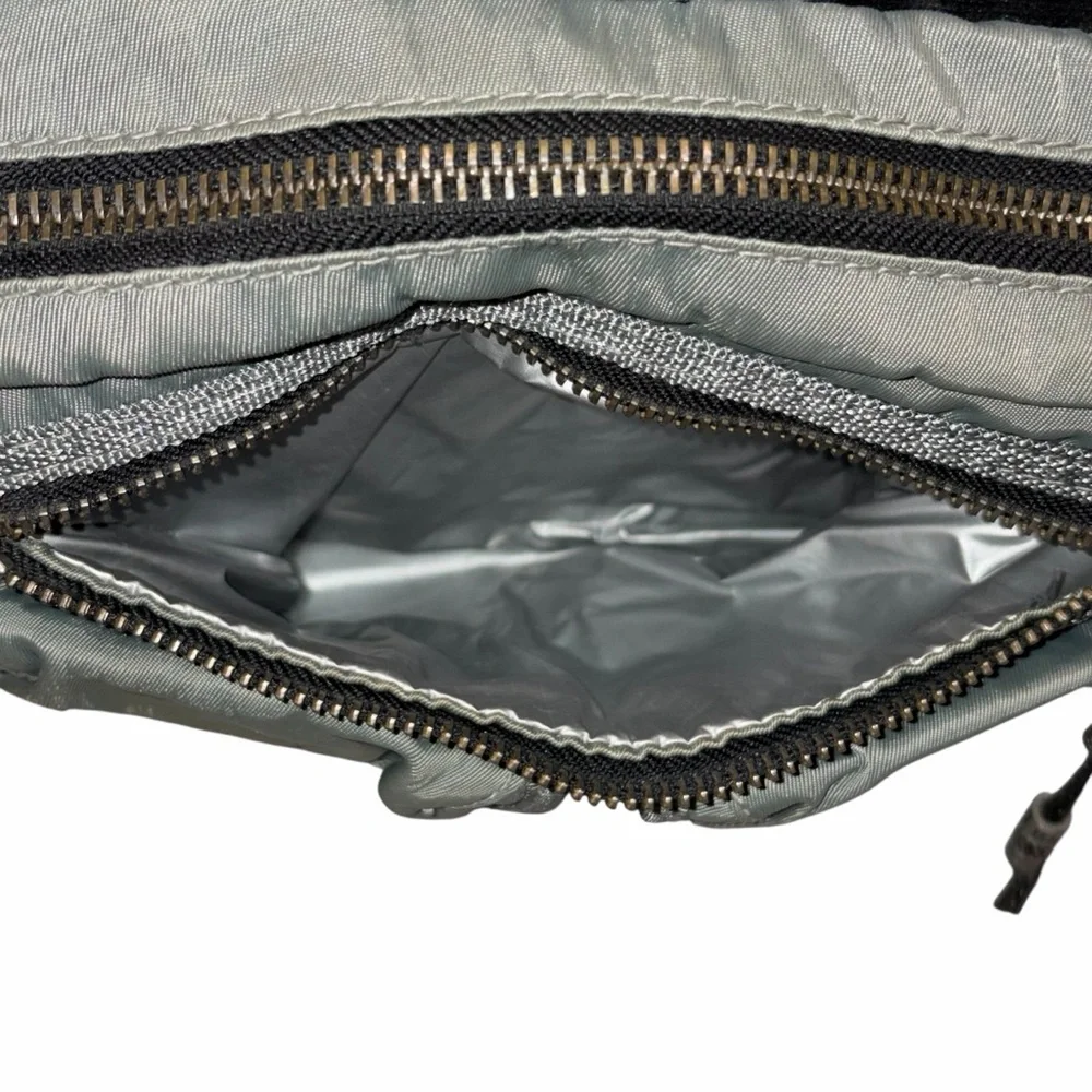 Vintage Diesel y2K Insulated Military Style Crossbody Bag unisex